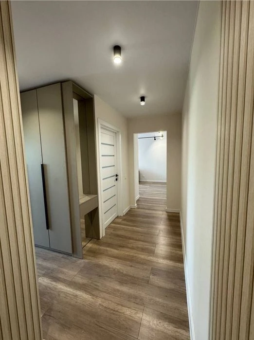 НОВАЯ! Продам 3х.ком на Красном Камне