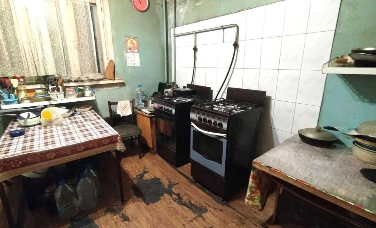 Selling room in a block-type dormitory in Borshchivka