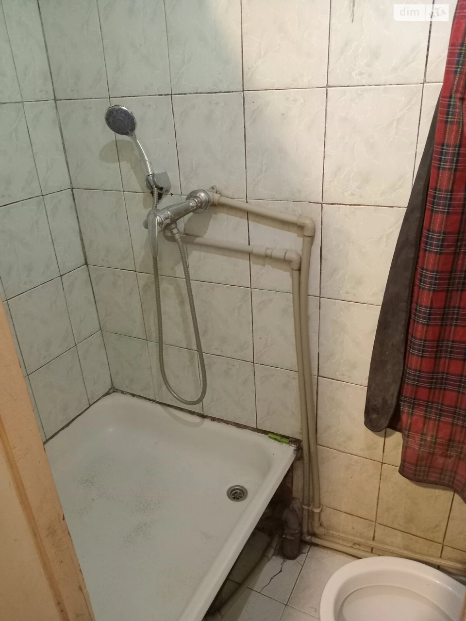 Sale of Room in Akademmiastche