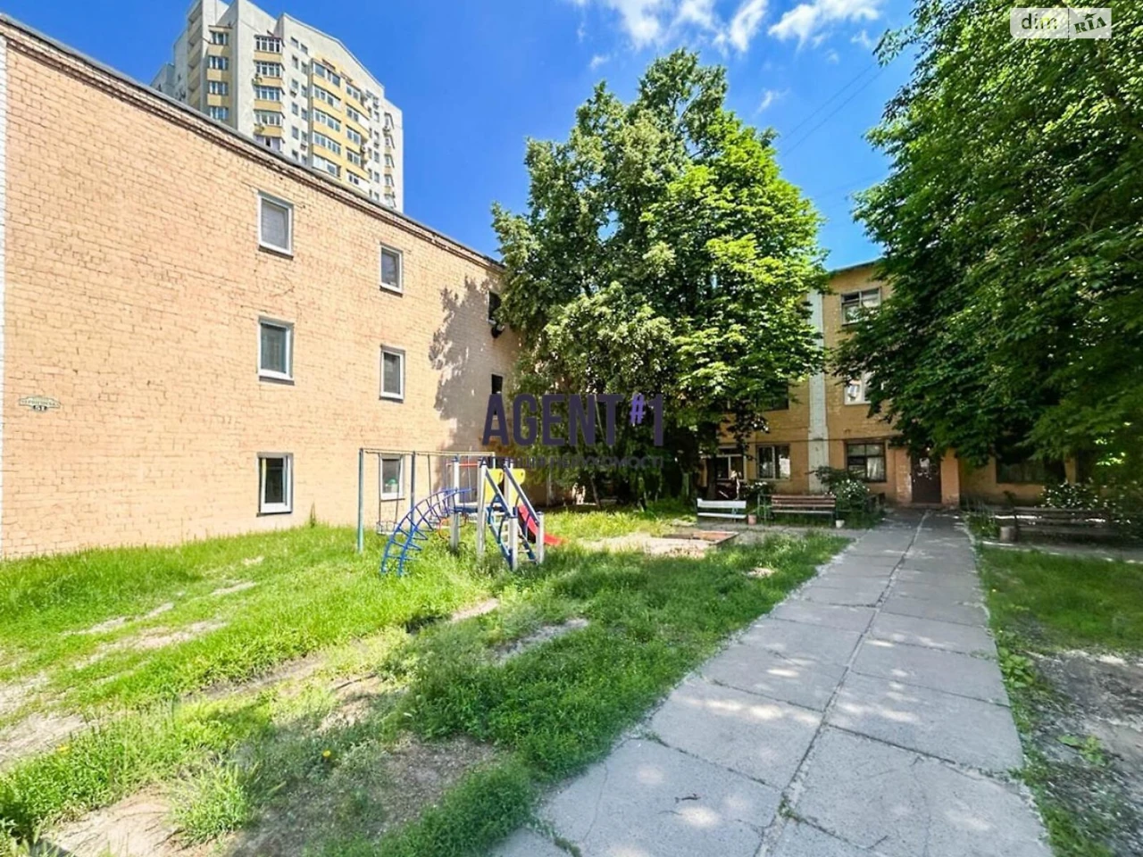 Продаж Кімната Харківський Масив