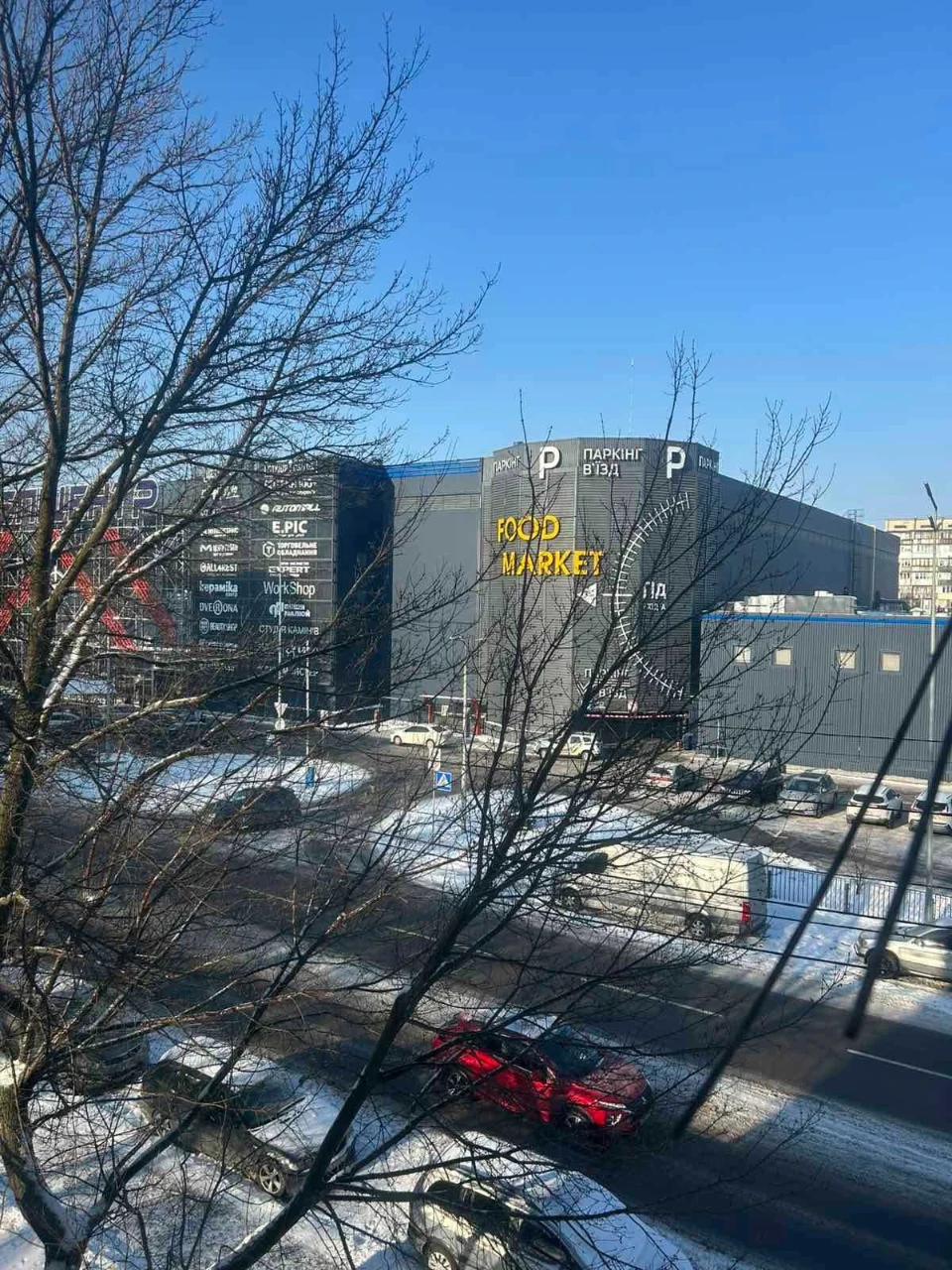 Вул.Ігоря Юхновського  (Стальського),32. Кімната після ремон