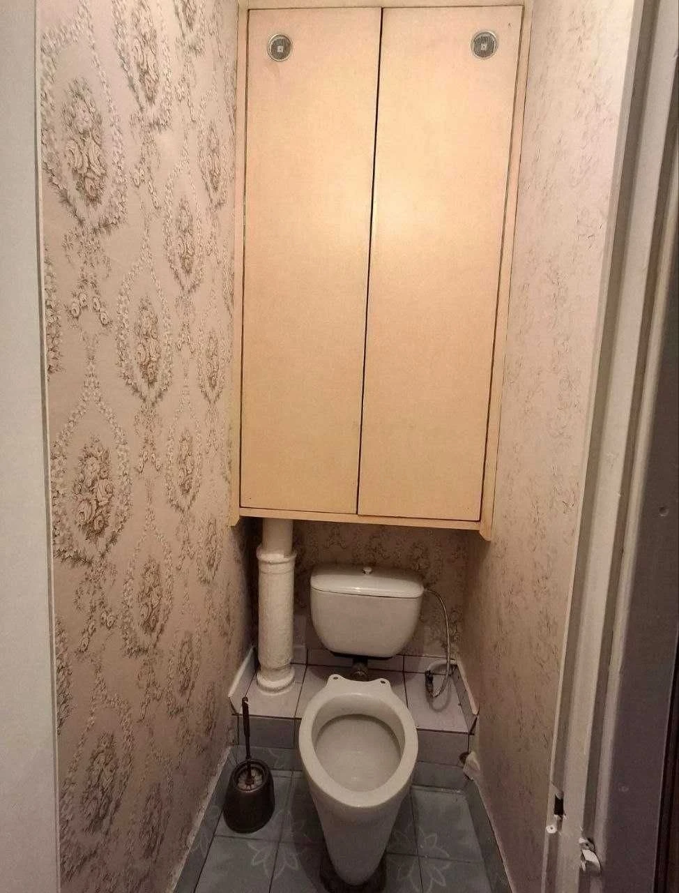 Продається 2 кімнати в 3-х кімнатній квартирі вул. Сержа Лиф