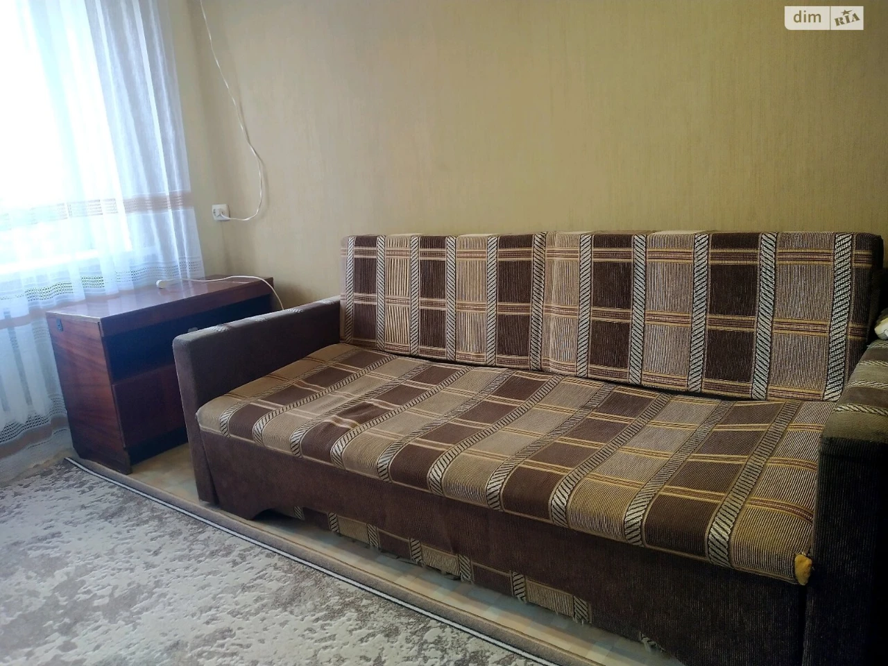 Продаж Кімната