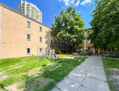 Sale of Two Rooms in Dorm near the Left Bank Metro Station