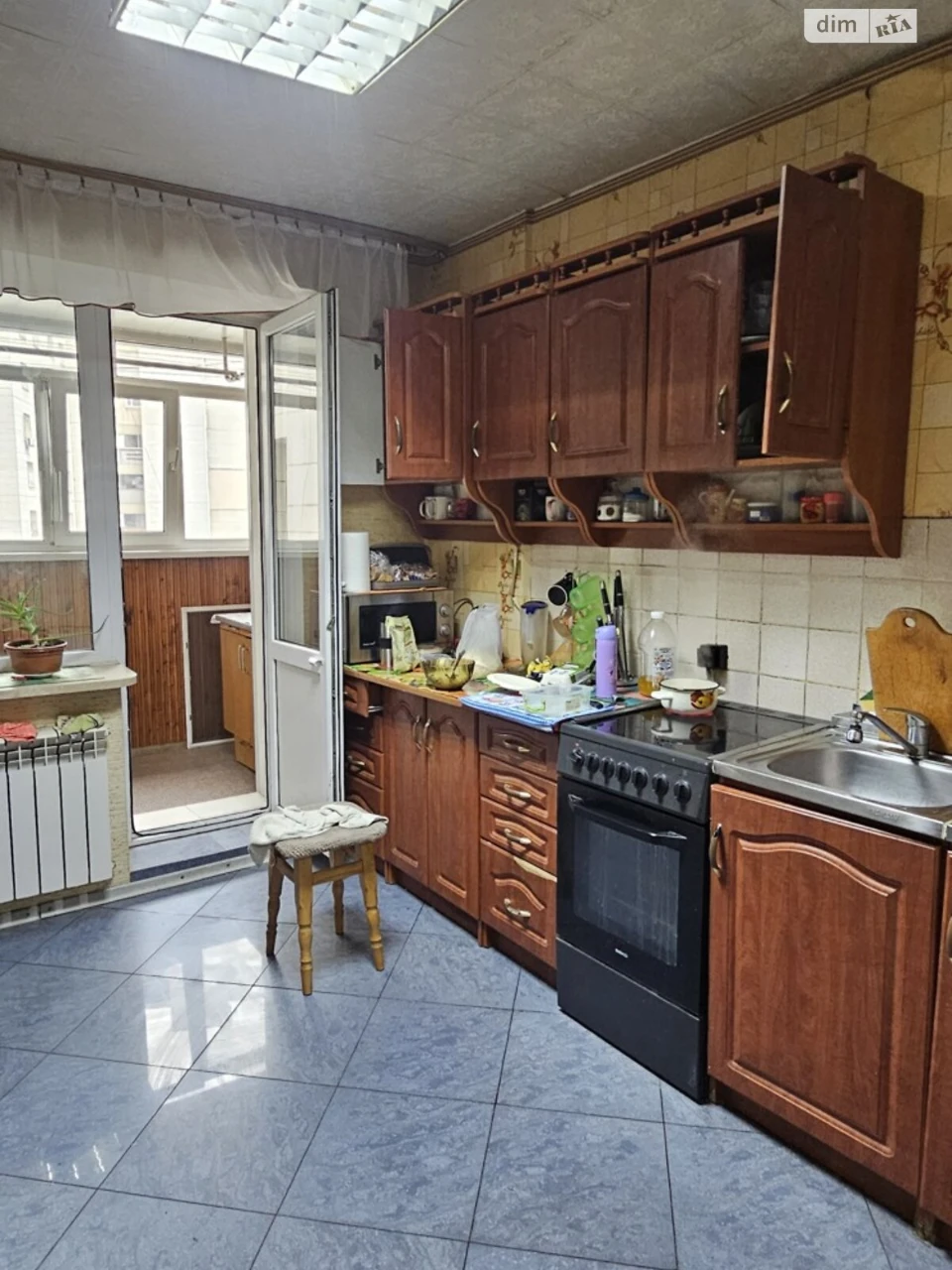 Room for Sale, Azerbaijan Street, Dniprovsky District