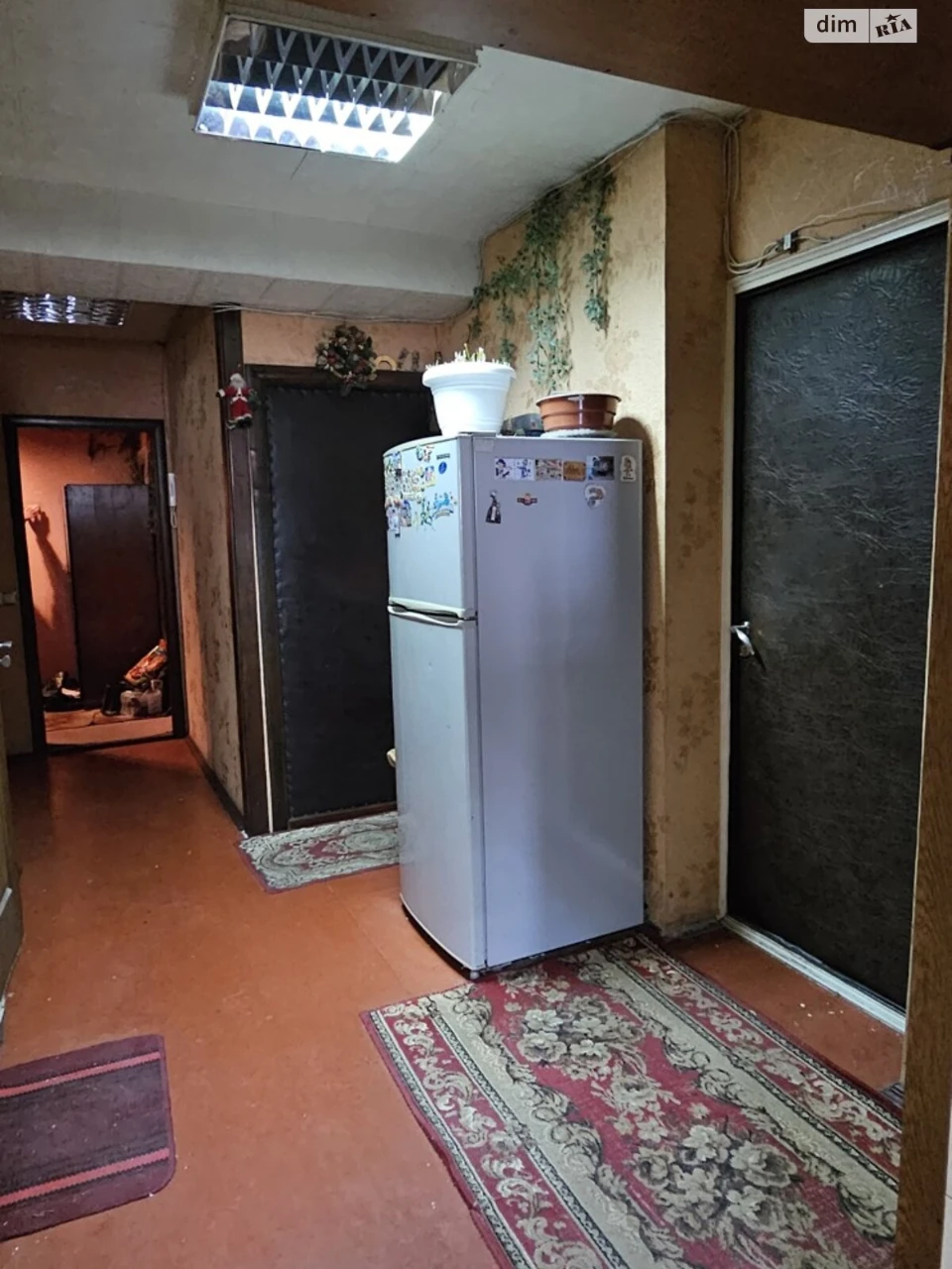 Room for Sale, Azerbaijan Street, Dniprovsky District