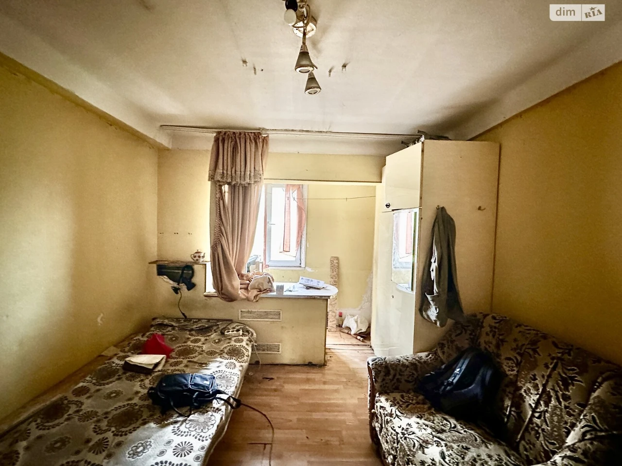 Продаж Кімната Воскресенка
