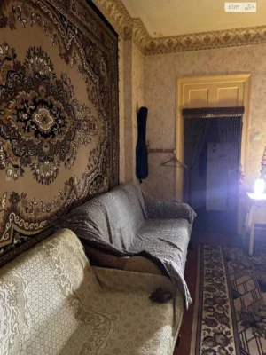 Sale Room in Pershotravneve District