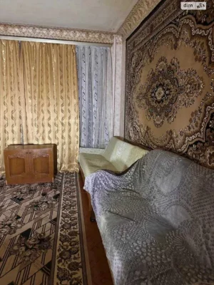 Sale Room in Pershotravneve District