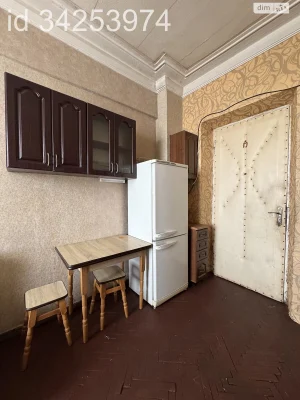 Sale of Room Socmysto