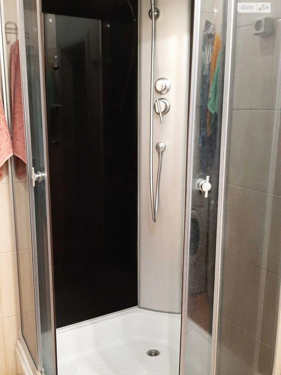 Sale of Room in Old Darnya
