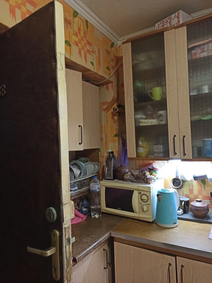 Room for Sale at Akademika Tupoleva (Mriy) 5B