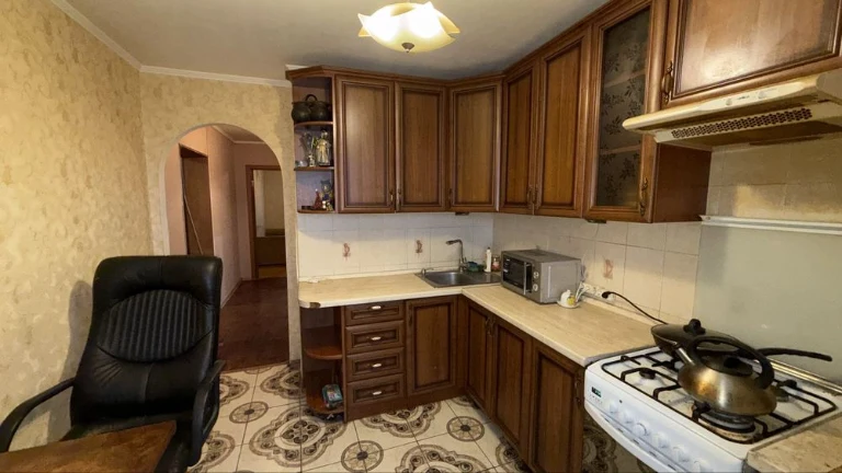 Room for sale in a 3-room apartment, Dan'kevich Street