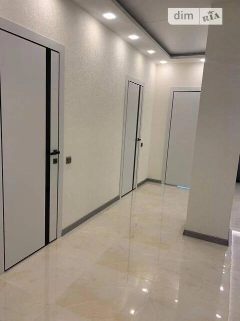 Продаж 2к квартири 67 кв. м на вул. Михайла Бойчука 41А • ID