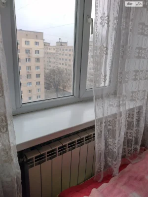 Продаж Кімната Воскресенка