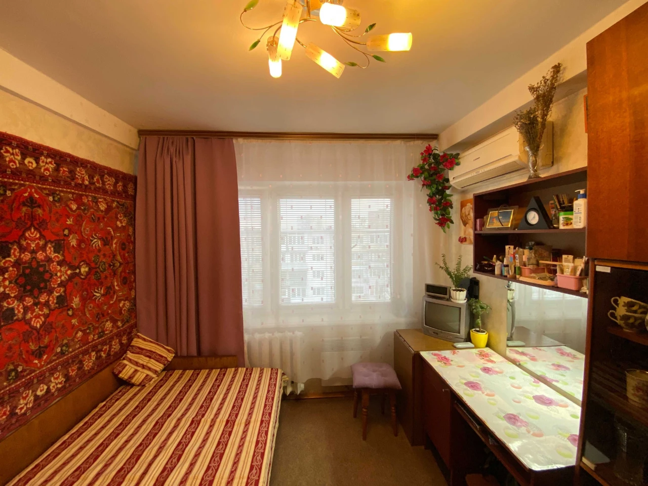 Продажа комнаты в коммунальной квартире, г. Чернигов, ул.