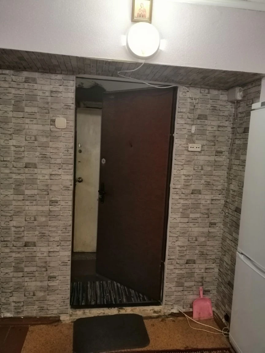 Продається кімната в гуртожитку в м. Дорогожичі