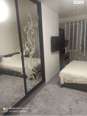 Продається кімната в Броварському масиві