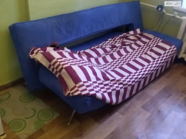 Продаж Кімната Солдатська Слобідка
