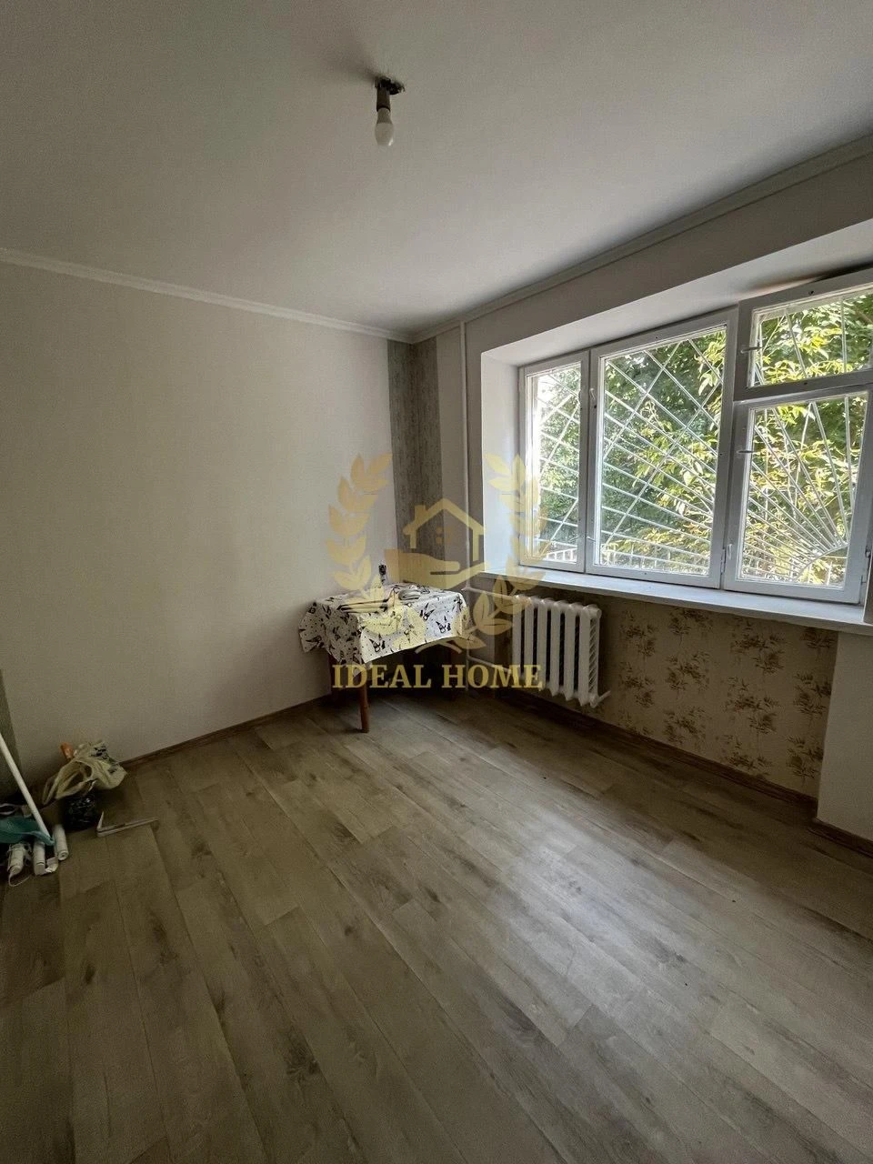 Продаж кімнати в гуртожитку біля метро Дорогожичи