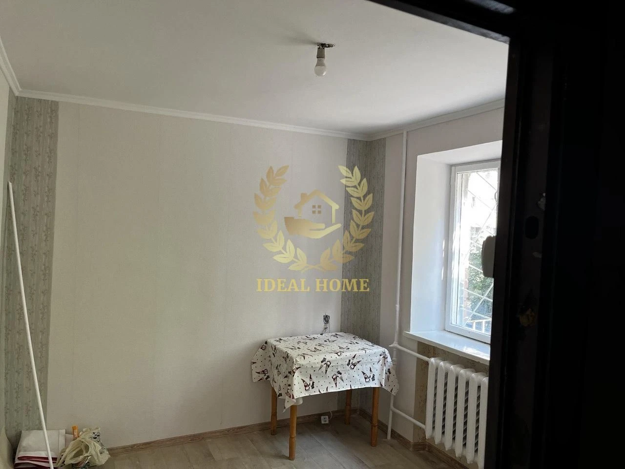 Продаж кімнати в гуртожитку біля метро Дорогожичи