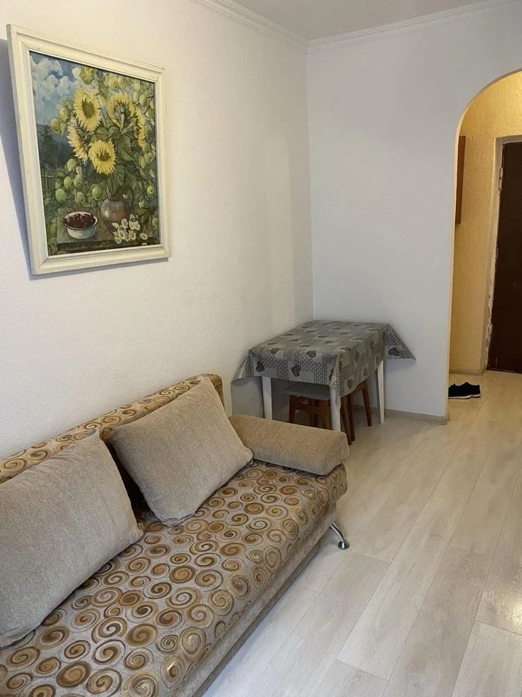 Pechersk, room for sale in a dormitory