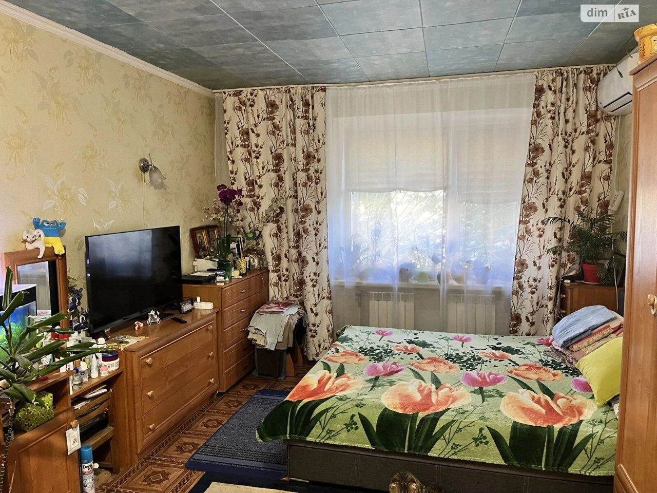 Room for Sale: Pety Horis Street