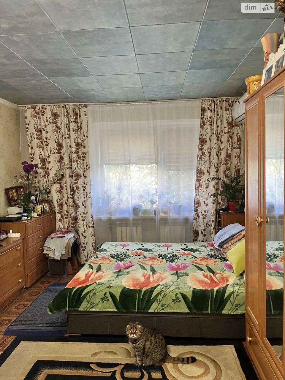 Room for Sale: Pety Horis Street