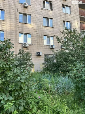 Room for Sale: Pety Horis Street