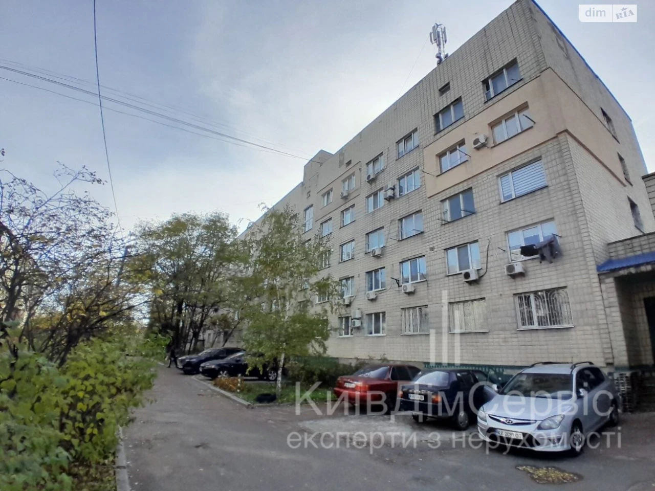 Продаж Кімната Райдужний Масив