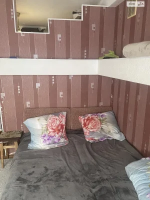 Продаж Кімната Лісовий Масив