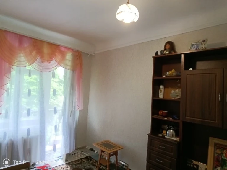 Либідская. Продам кімнату