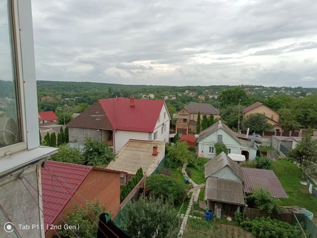 Либідская. Продам кімнату