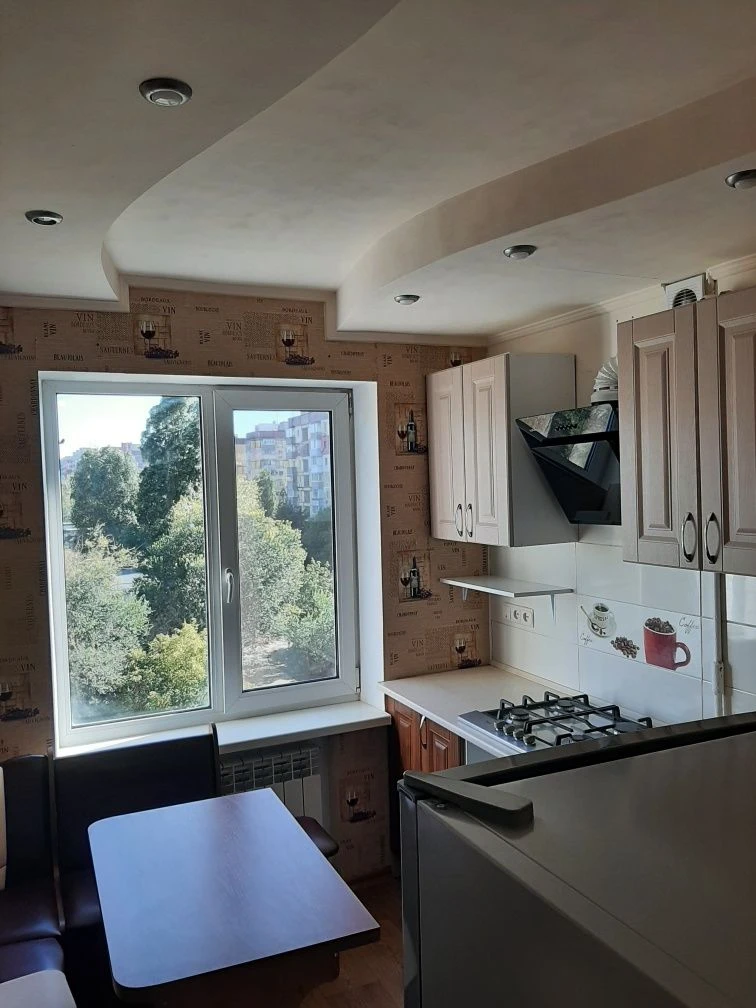 Продажа 3-комнатной квартиры, ул. Лесная, 12