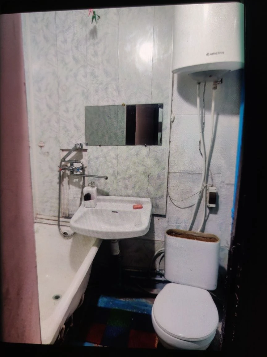 Room for sale in a dormitory