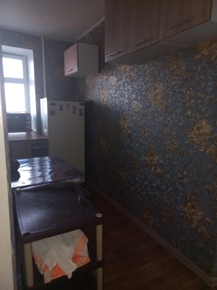 Продам кімнату по вул.Зимових походів 24