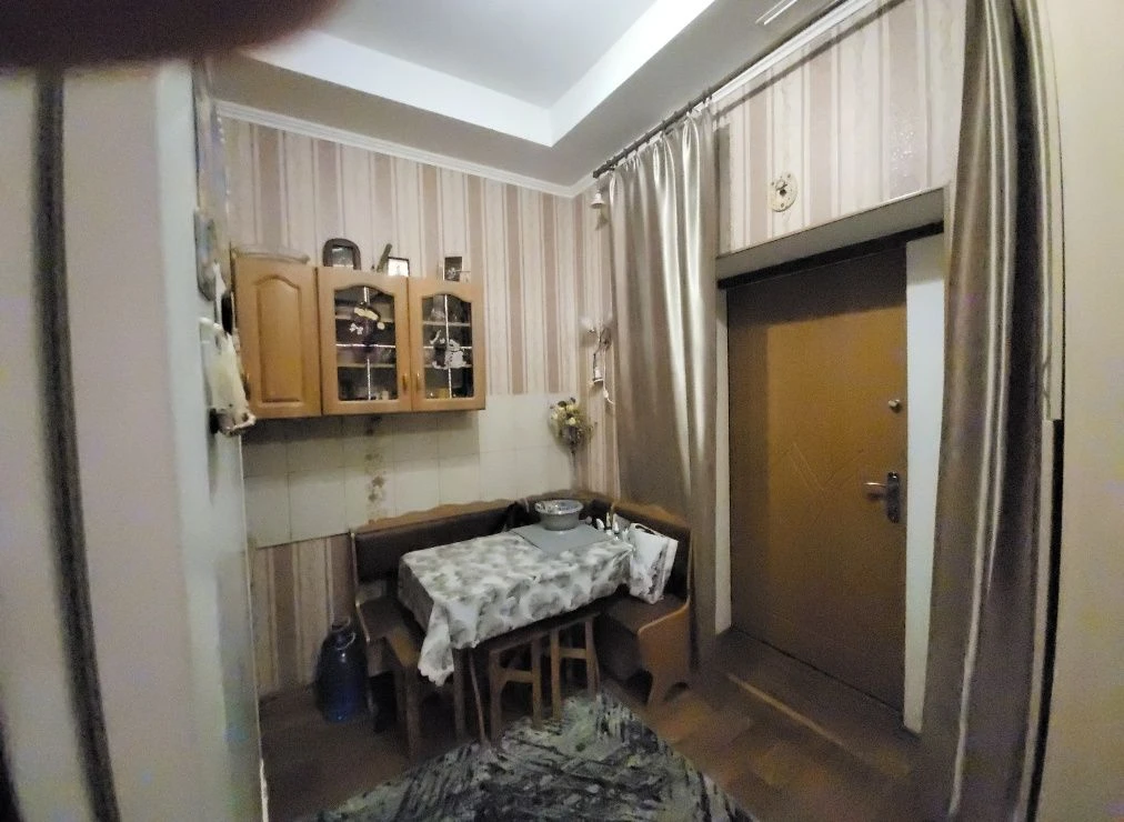 Просторная комната 18кв.м в общежитии - заезжай и живи