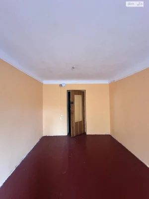 Sale of Room on Mazepa Street