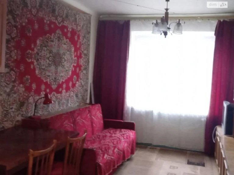 Продаж Кімната Титова