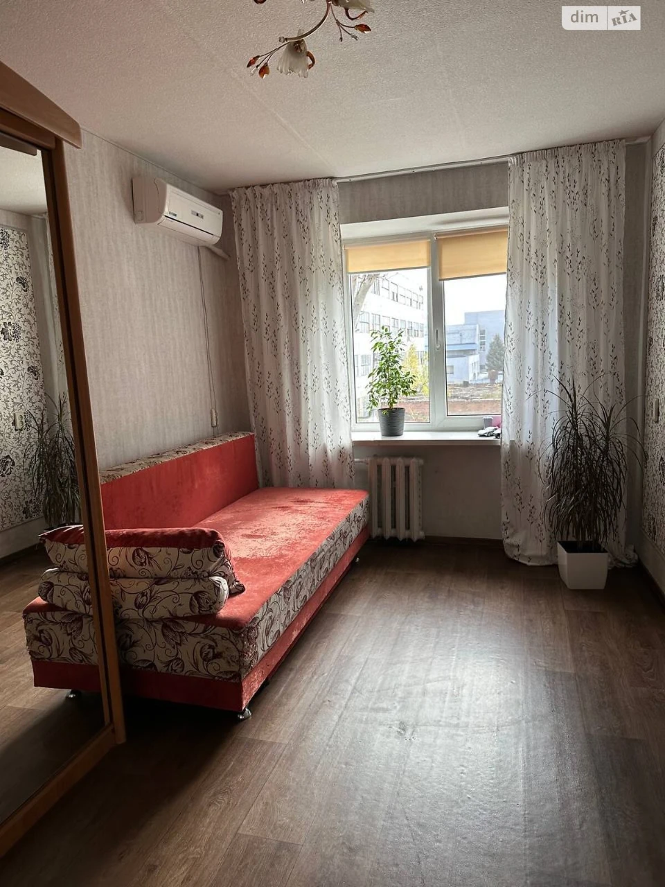 Industrial Room for Sale