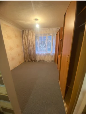 Продається кімната в гуртожитку, Лівий Берег