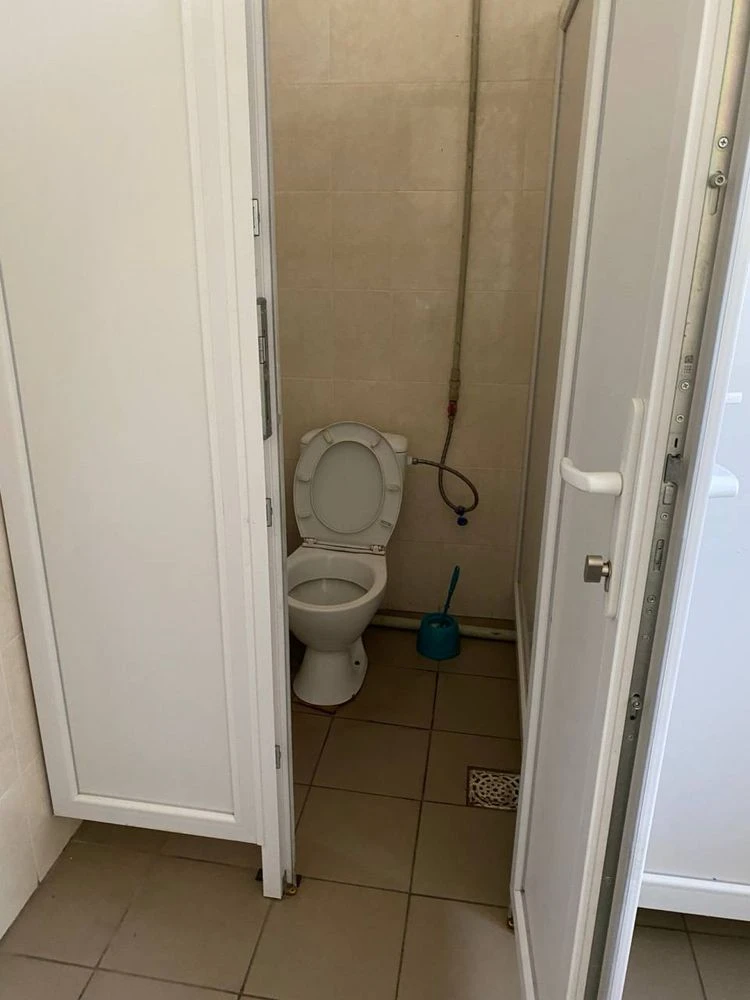 For sale: Room in a dormitory, South Market district