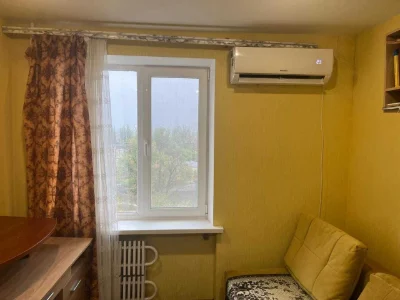 For sale room in a dormitory, ул. Привокзальная, 3000 USD.