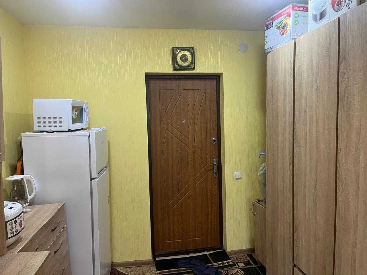 For sale room in a dormitory, ул. Привокзальная, 3000 USD.