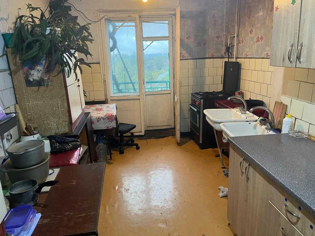 For sale room in a dormitory, ул. Привокзальная, 3000 USD.