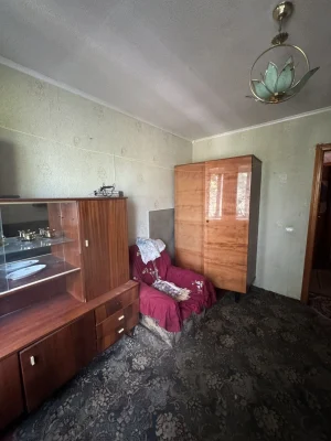Продаётся комната  в общежитии ул. Пархоменко.