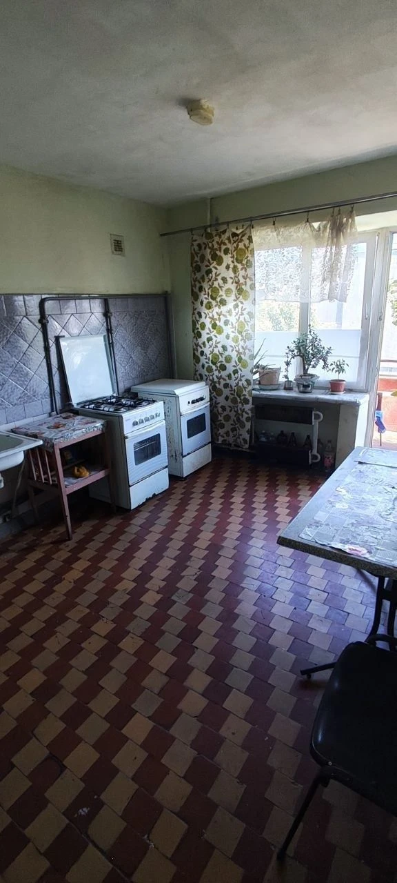 Room at Historical Street 37