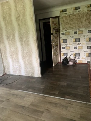 Room for sale in a dormitory, right bank, Dnipro district