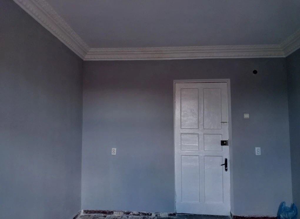 For sale, privatized room in the city center