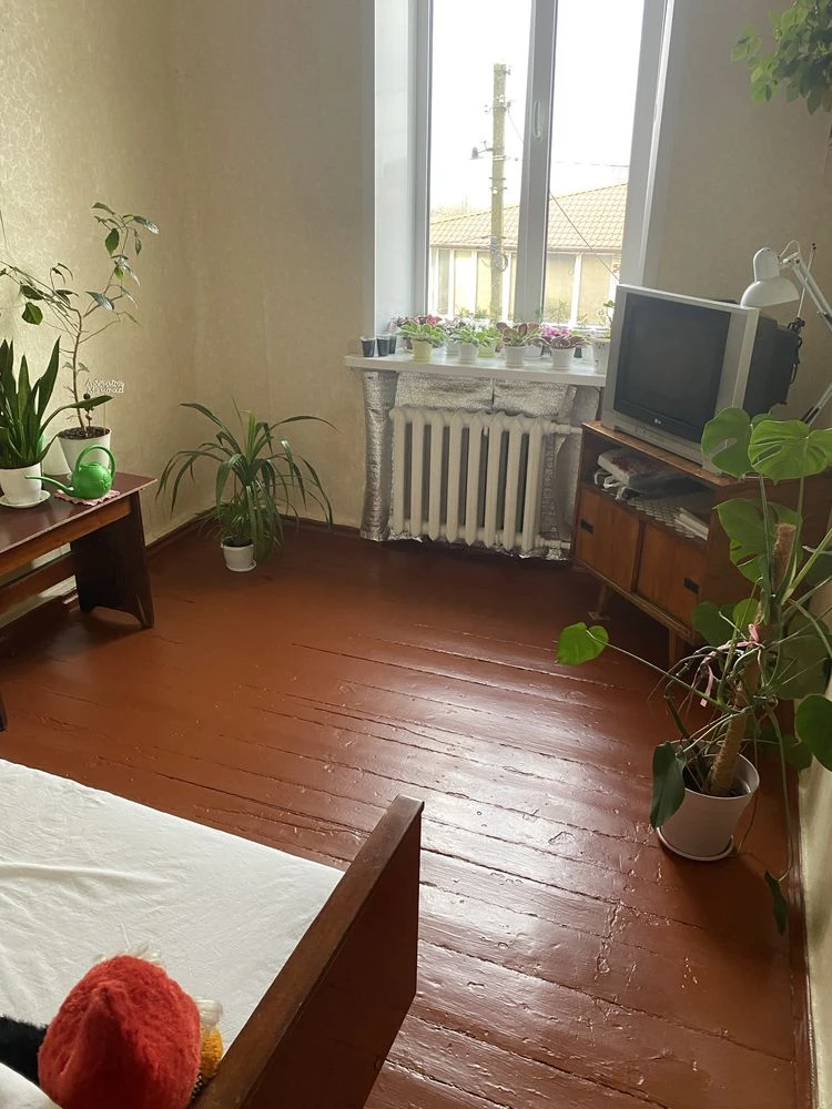 For Sale: Two adjacent rooms in a dormitory, Stepanova